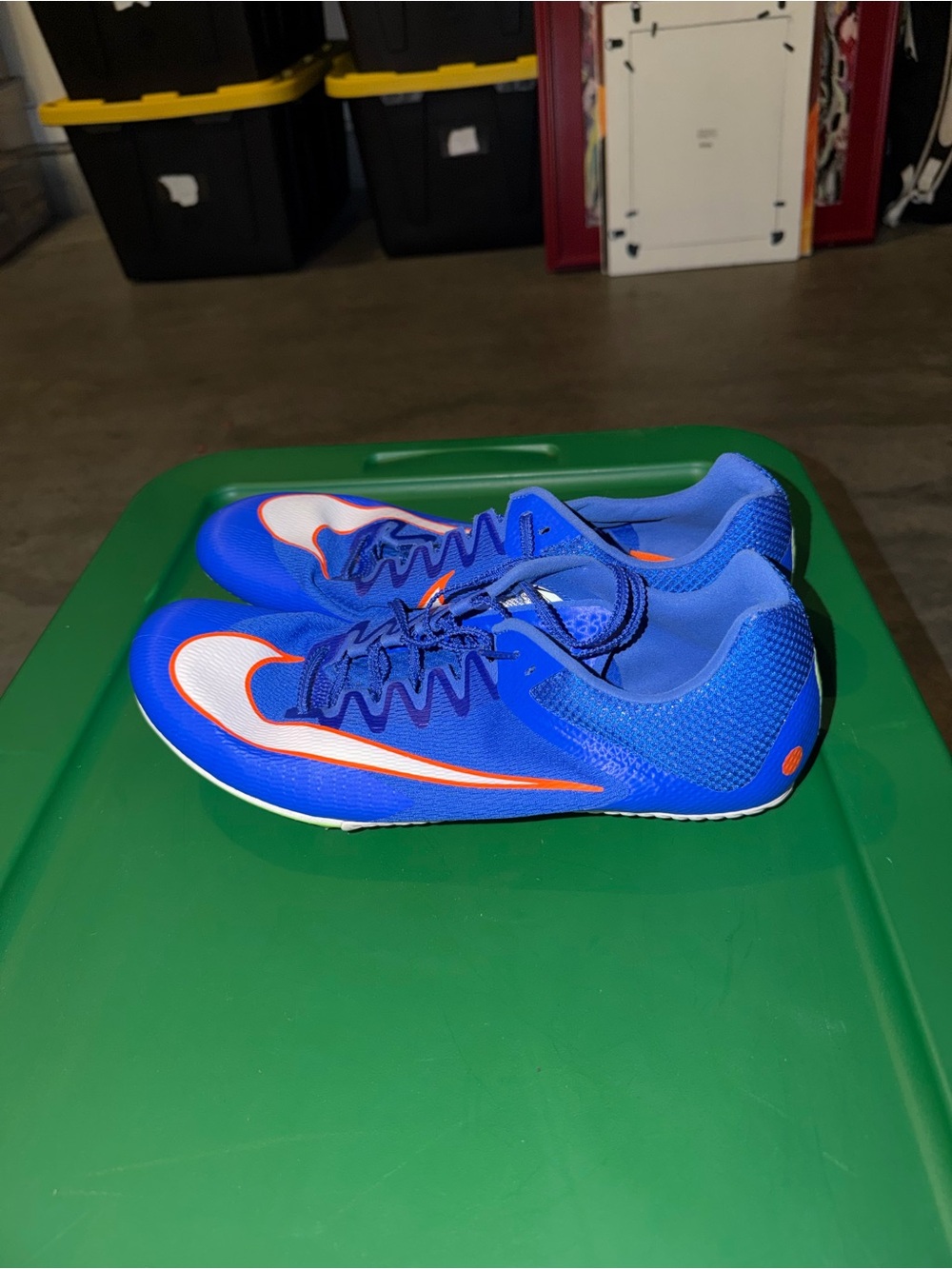 Nike track spikes